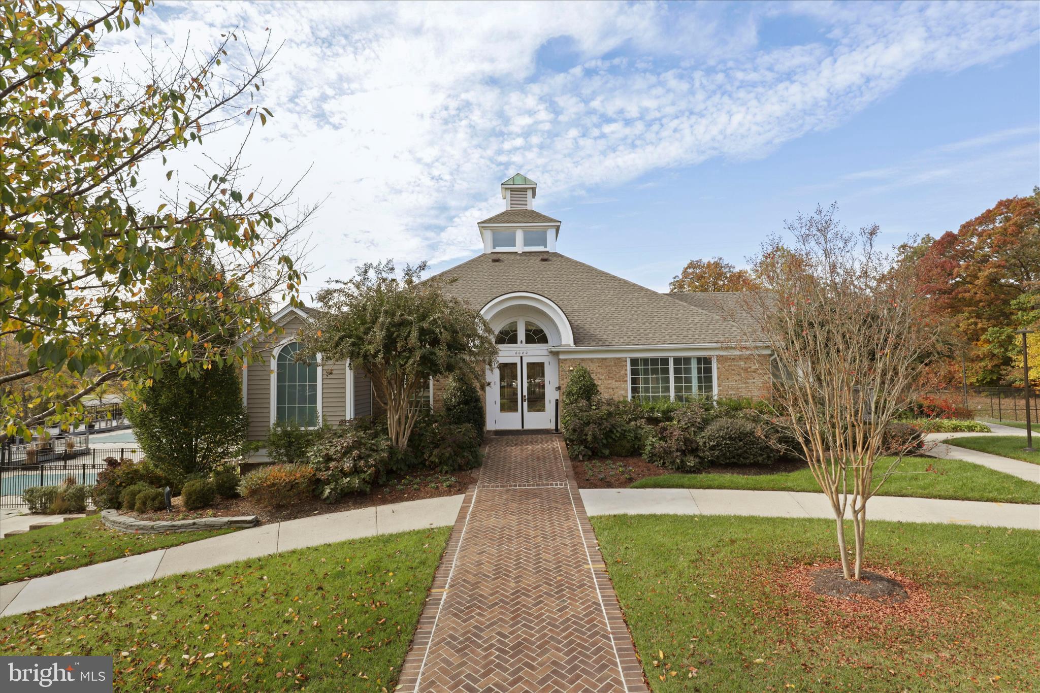 6013 KEBLE DRIVE