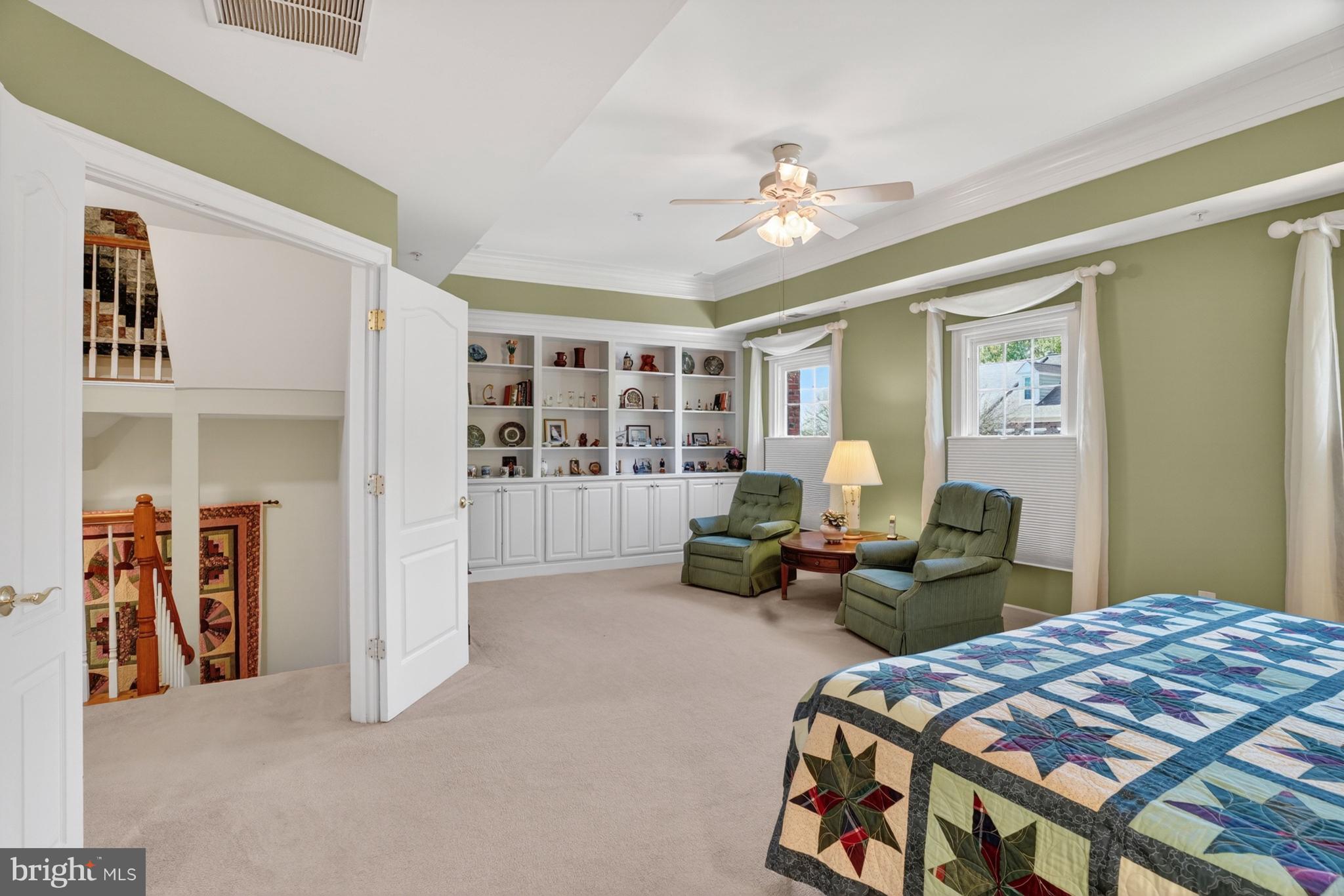 9574 LAGERSFIELD CIRCLE