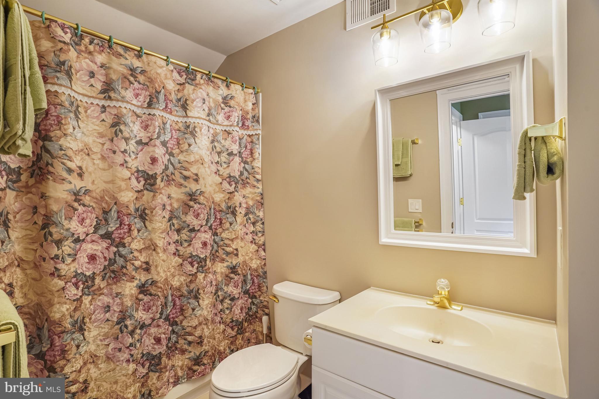 9574 LAGERSFIELD CIRCLE