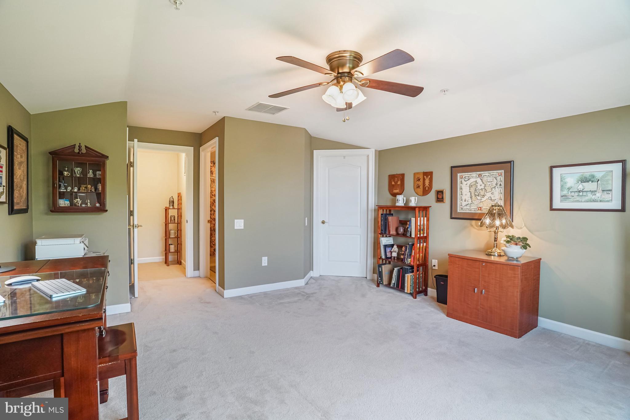 9574 LAGERSFIELD CIRCLE