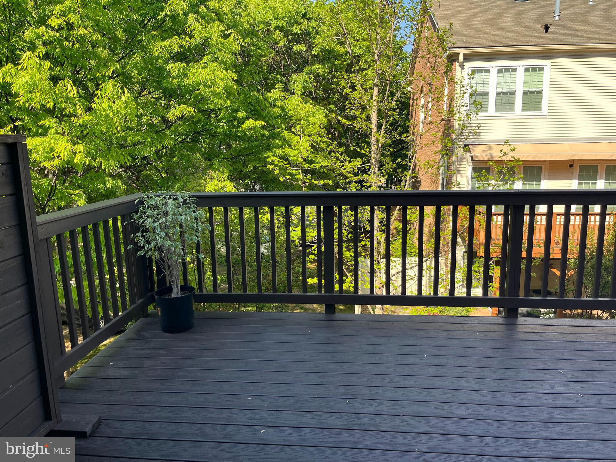 9574 LAGERSFIELD CIRCLE