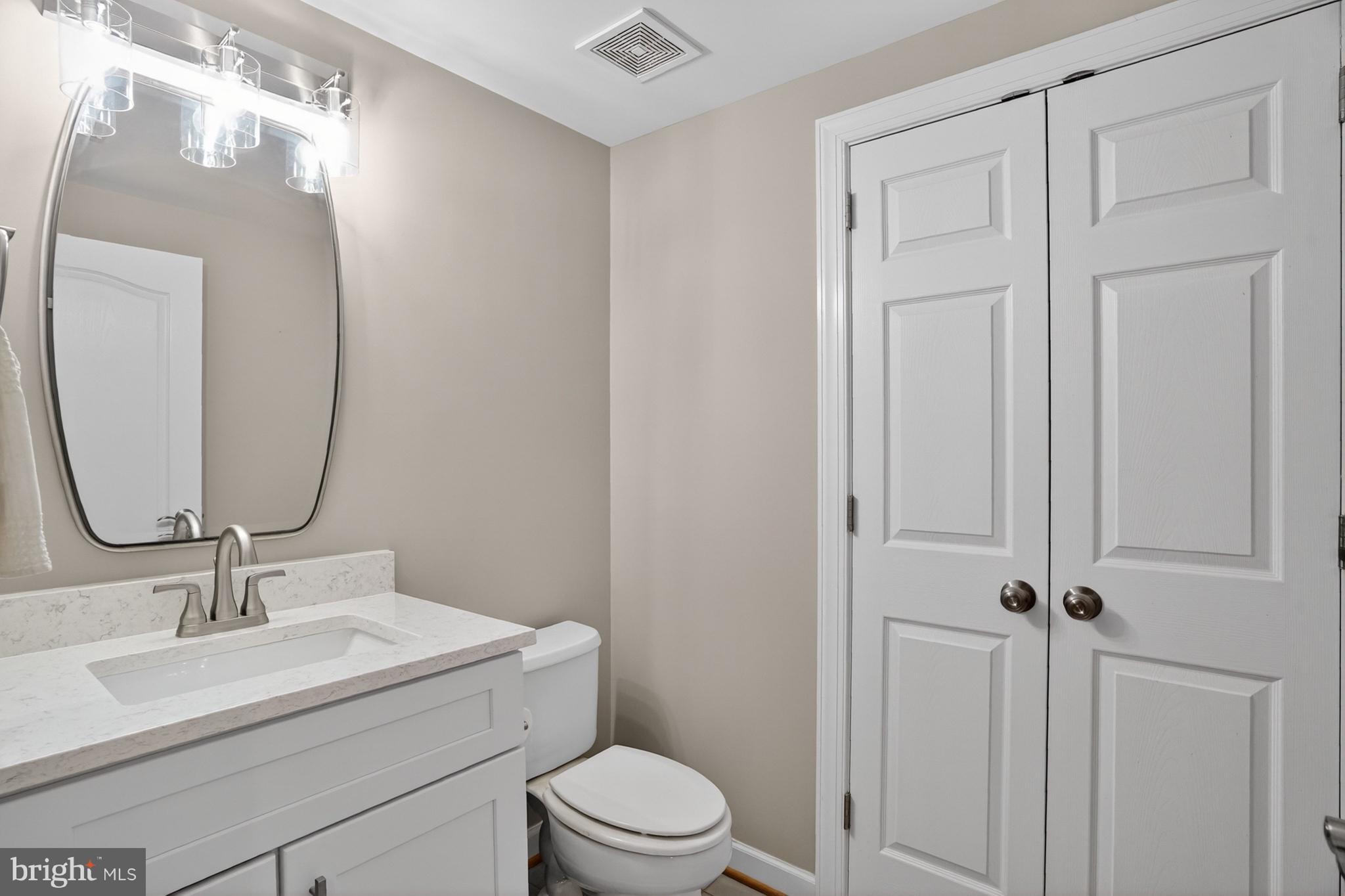 9574 LAGERSFIELD CIRCLE