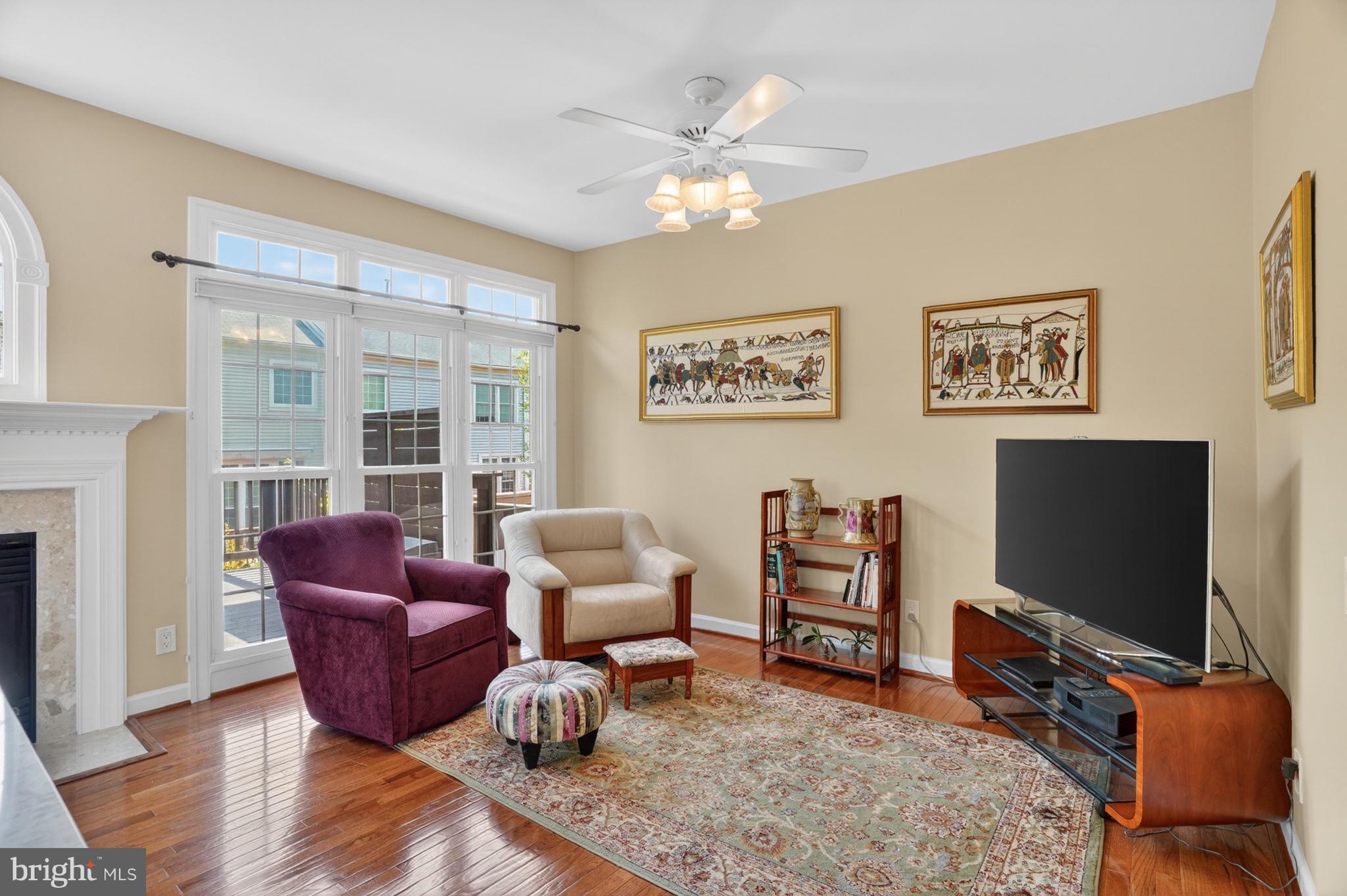 9574 LAGERSFIELD CIRCLE