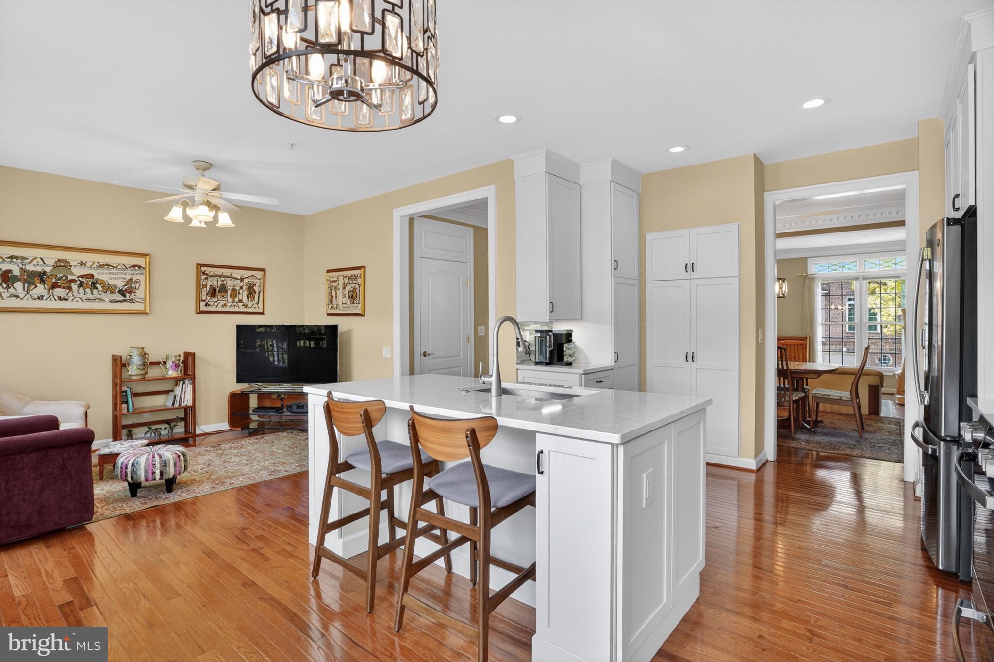 9574 LAGERSFIELD CIRCLE