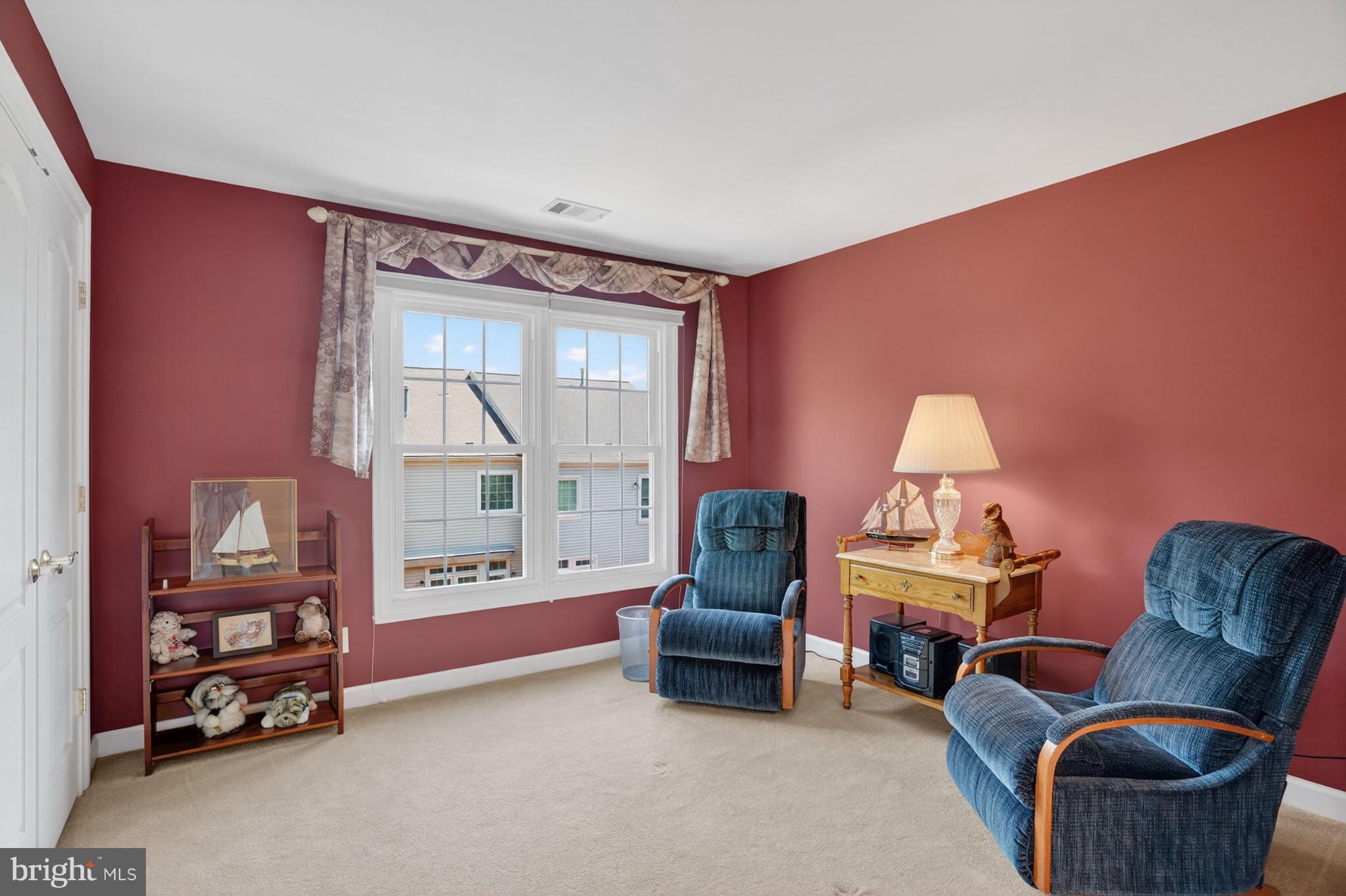9574 LAGERSFIELD CIRCLE