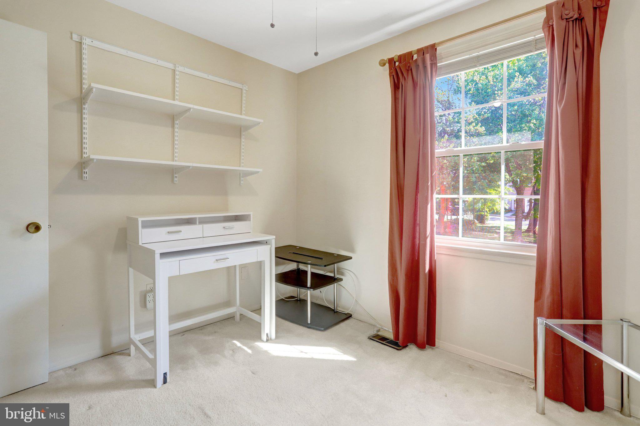 3350 CONTESSA COURT