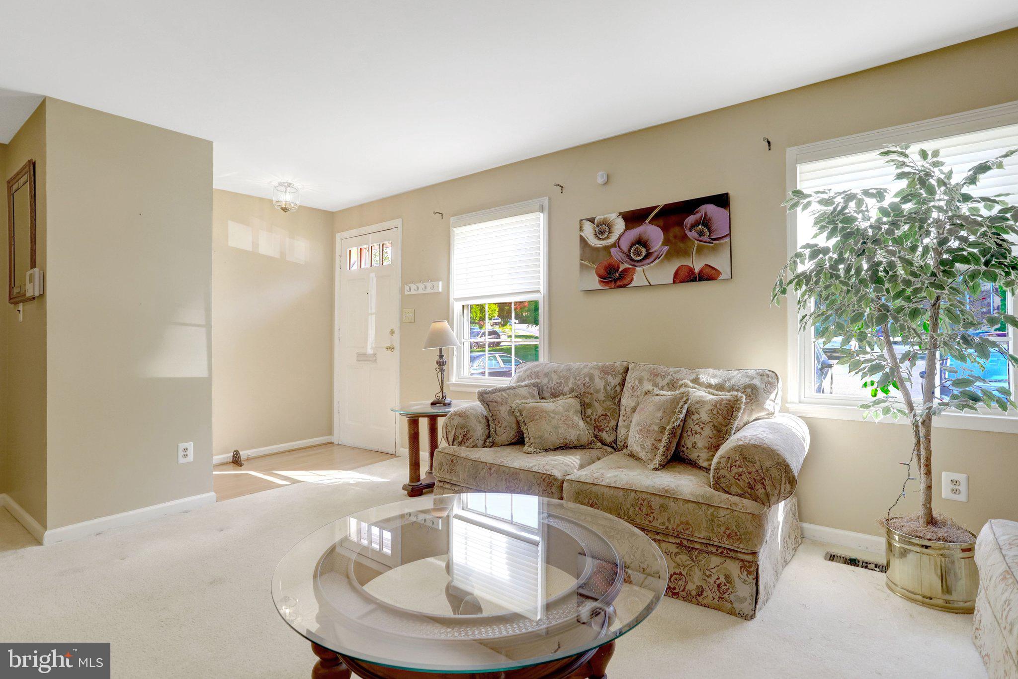 3350 CONTESSA COURT