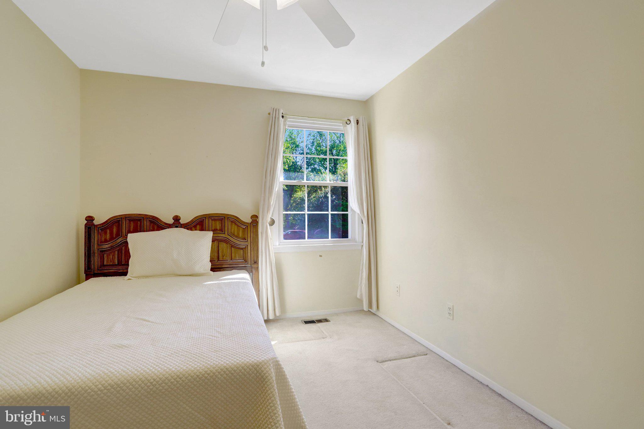 3350 CONTESSA COURT