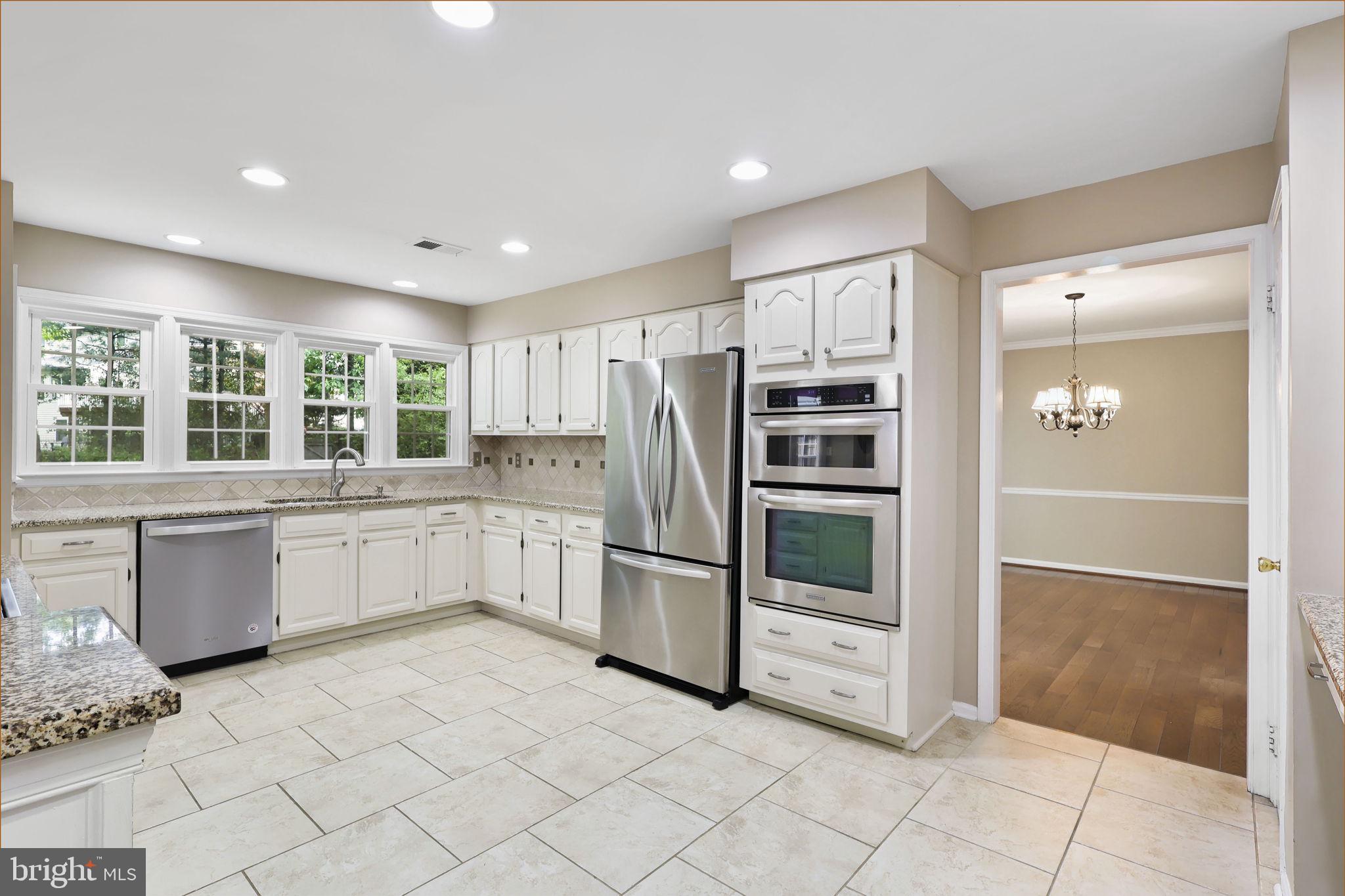 2989 FRANKLIN OAKS DRIVE
