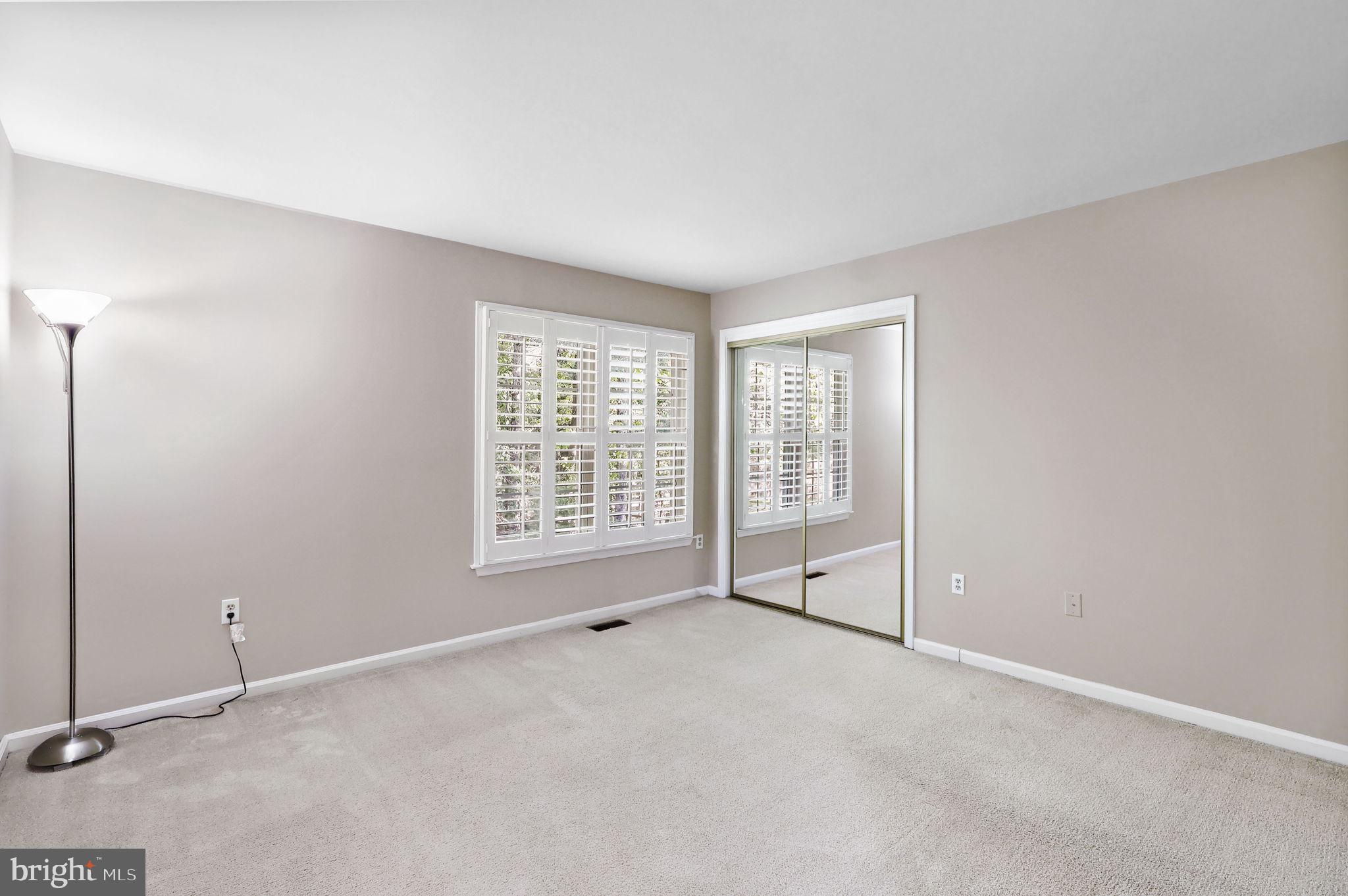 2989 FRANKLIN OAKS DRIVE
