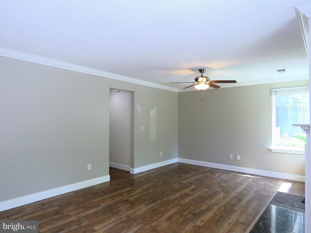 11701 SUMMERCHASE CIRCLE A