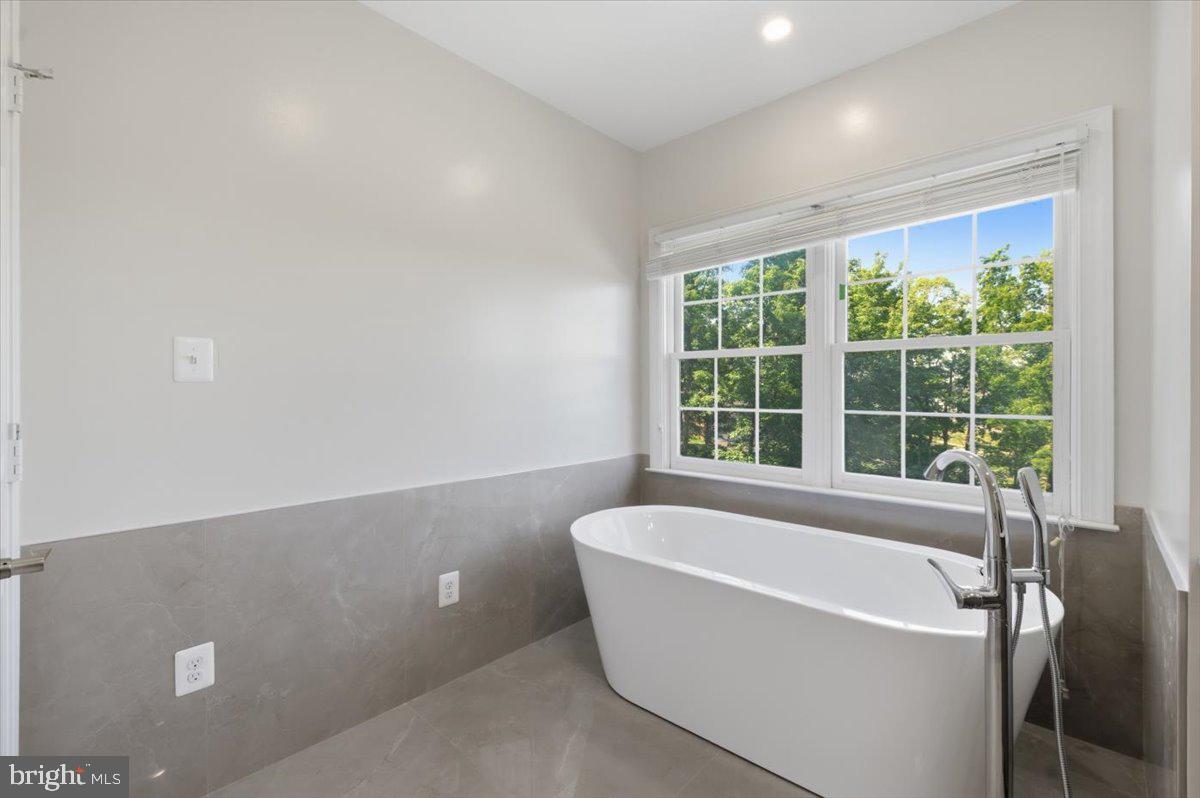 3454 VIRGINIA OAKS DRIVE