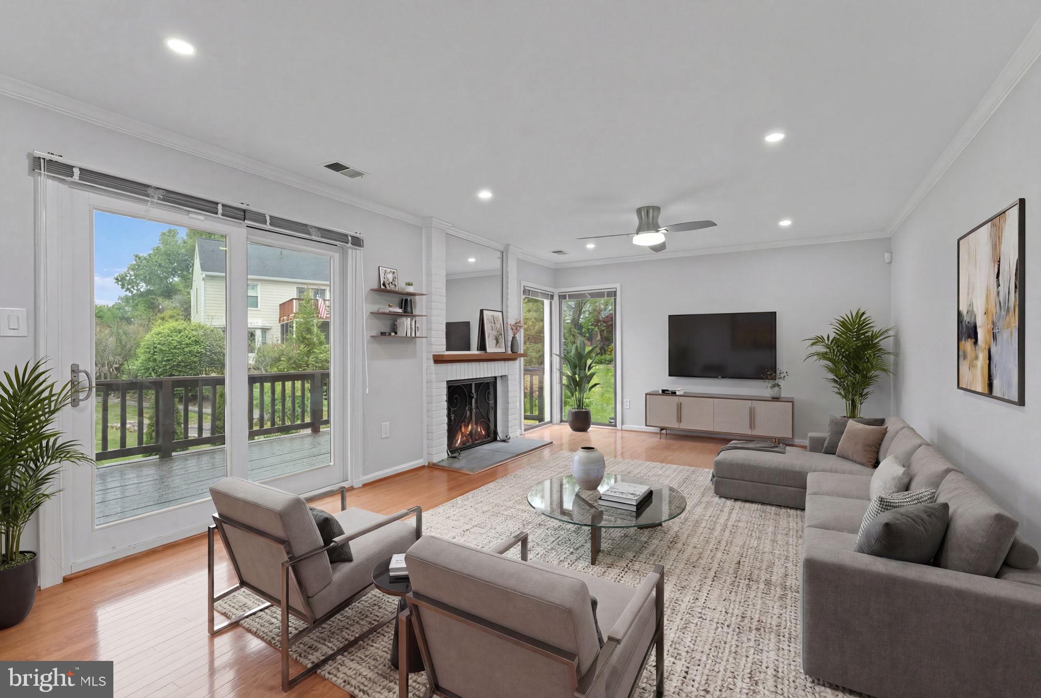 8952 KENILWORTH DRIVE