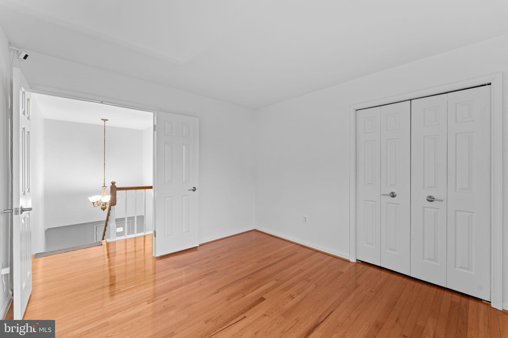 8952 KENILWORTH DRIVE