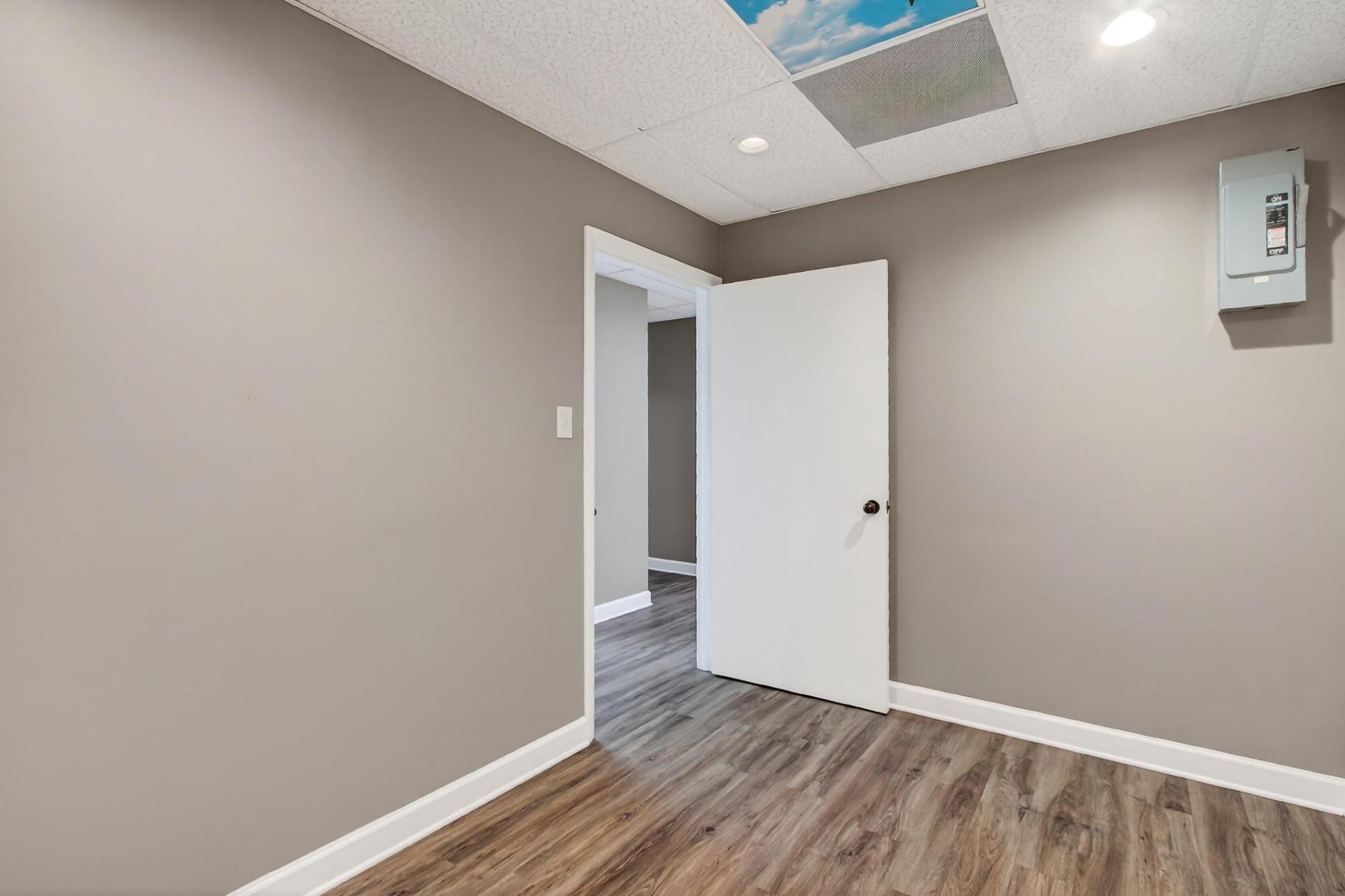 104 ELDEN STREET 14