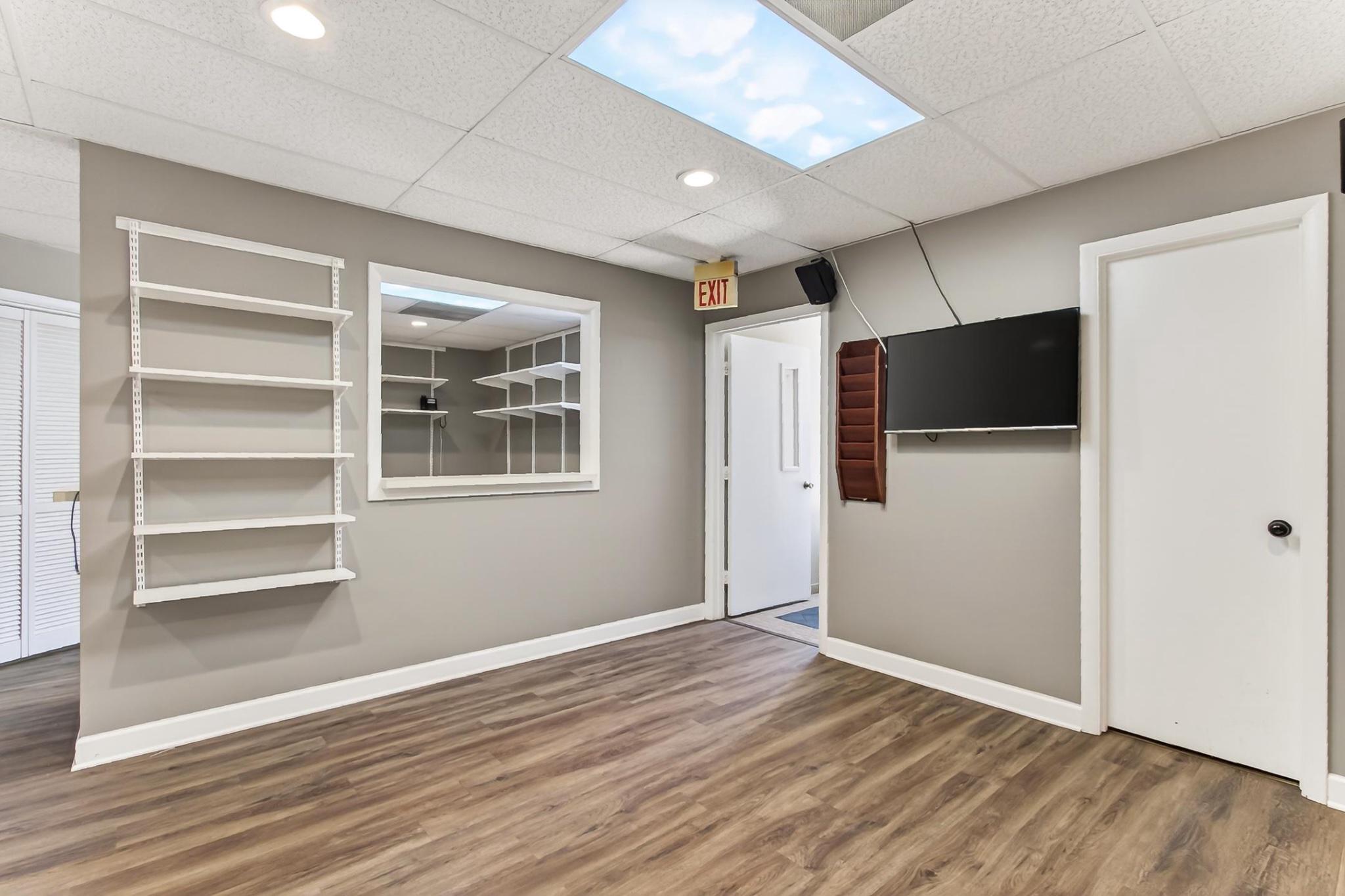 104 ELDEN STREET 14