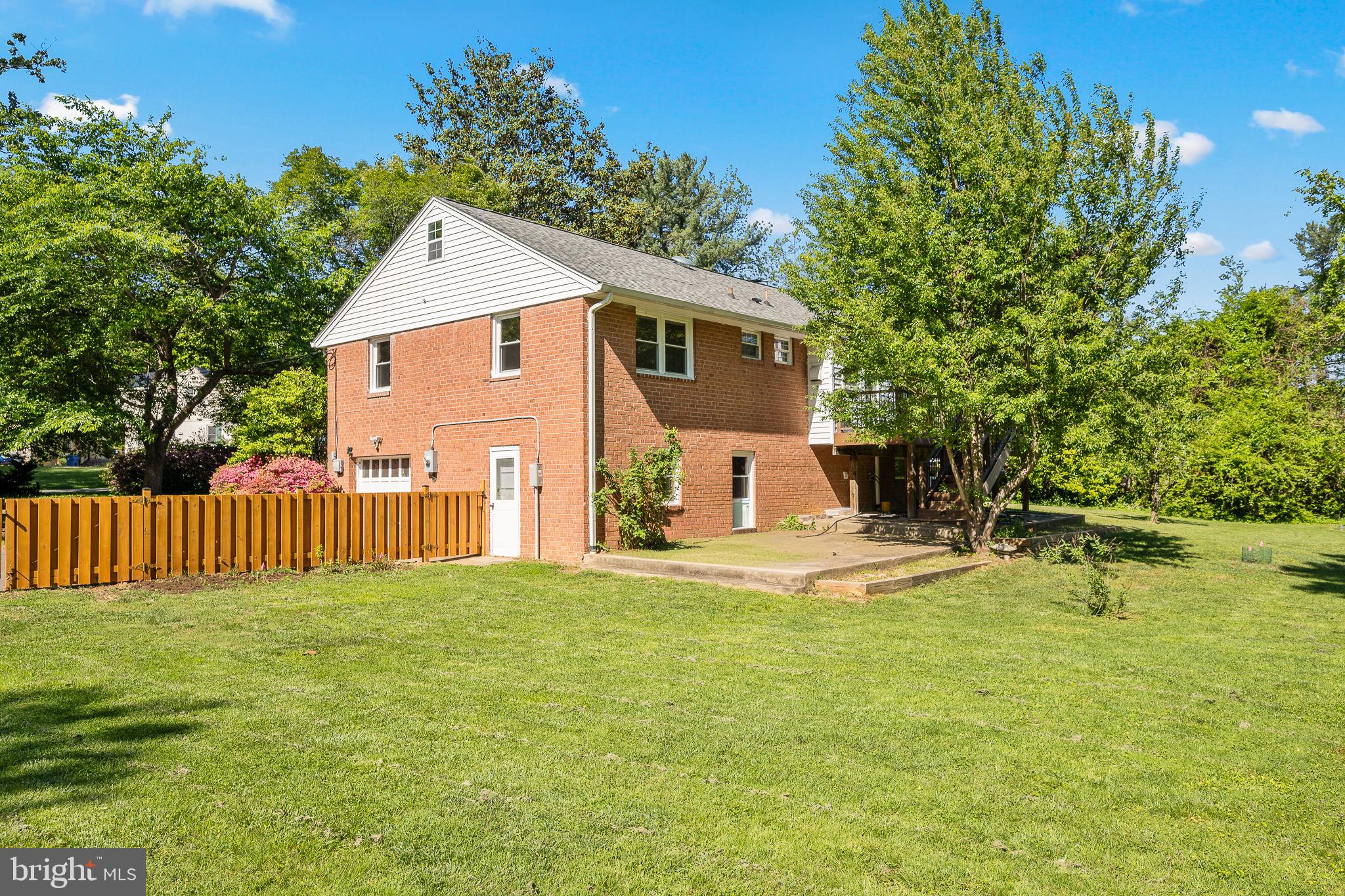 4037 OXFORD STREET