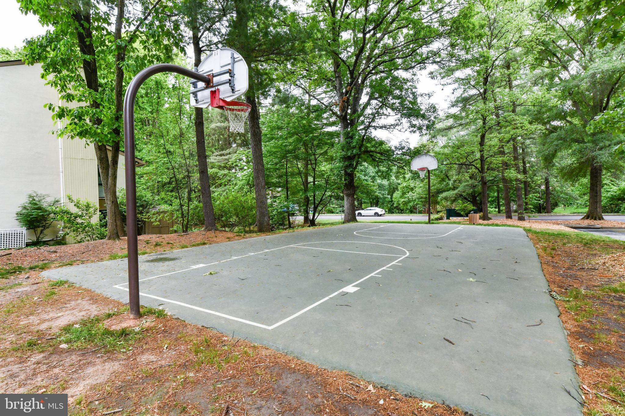 11701 NEWBRIDGE COURT