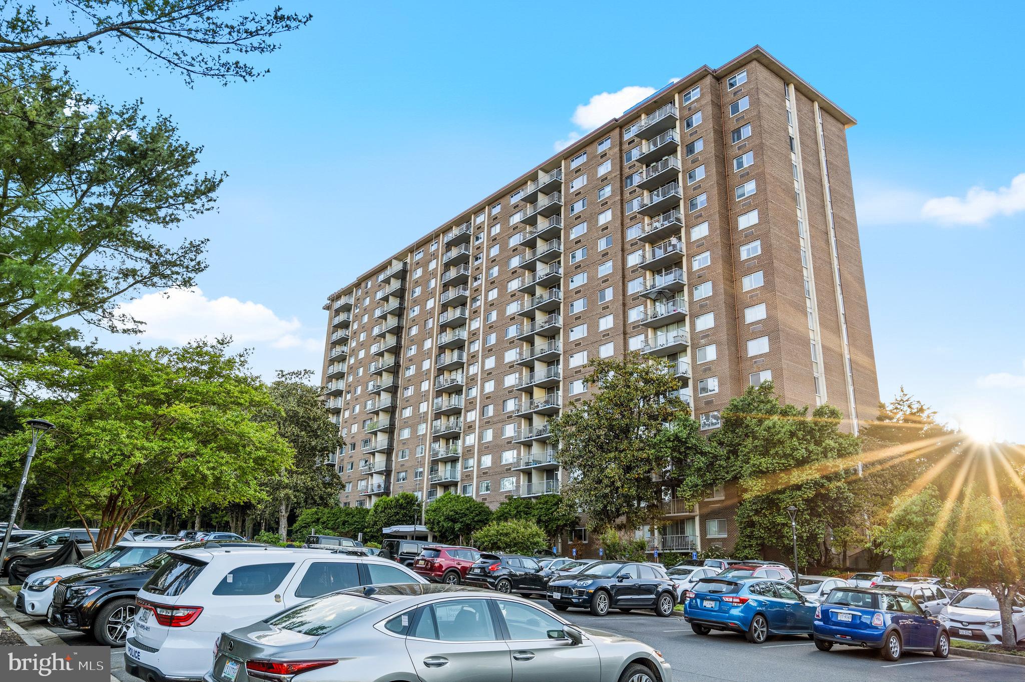 2059 HUNTINGTON AVENUE 908