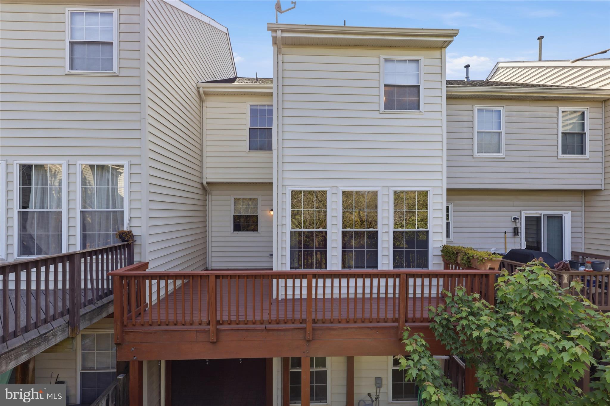 4648 DEERWATCH DRIVE