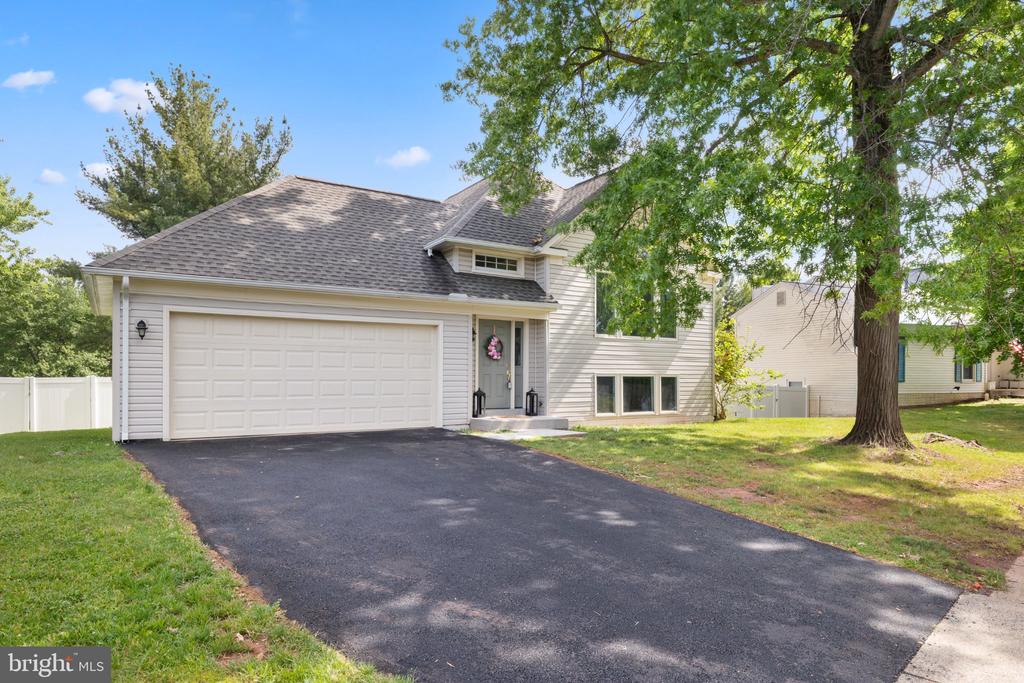 14516 OAK CLUSTER DRIVE