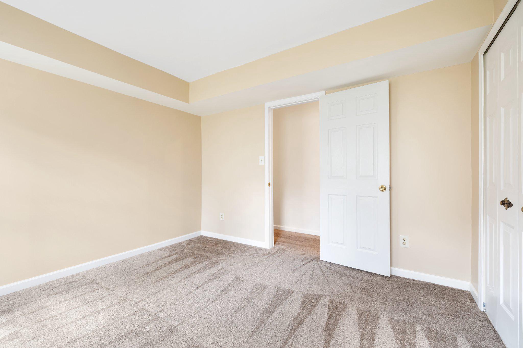 14516 OAK CLUSTER DRIVE
