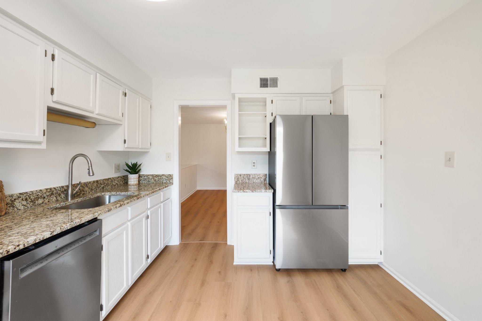 14516 OAK CLUSTER DRIVE