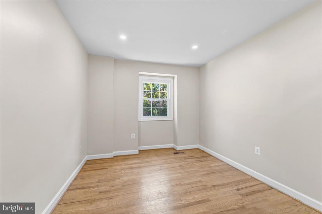 4520 GARBO COURT