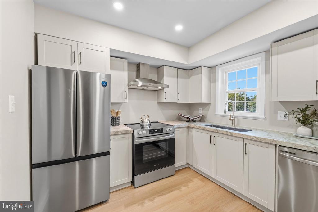 4520 GARBO COURT