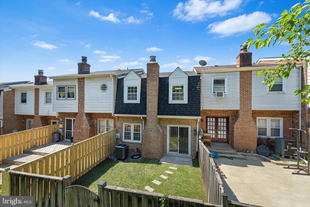 4520 GARBO COURT