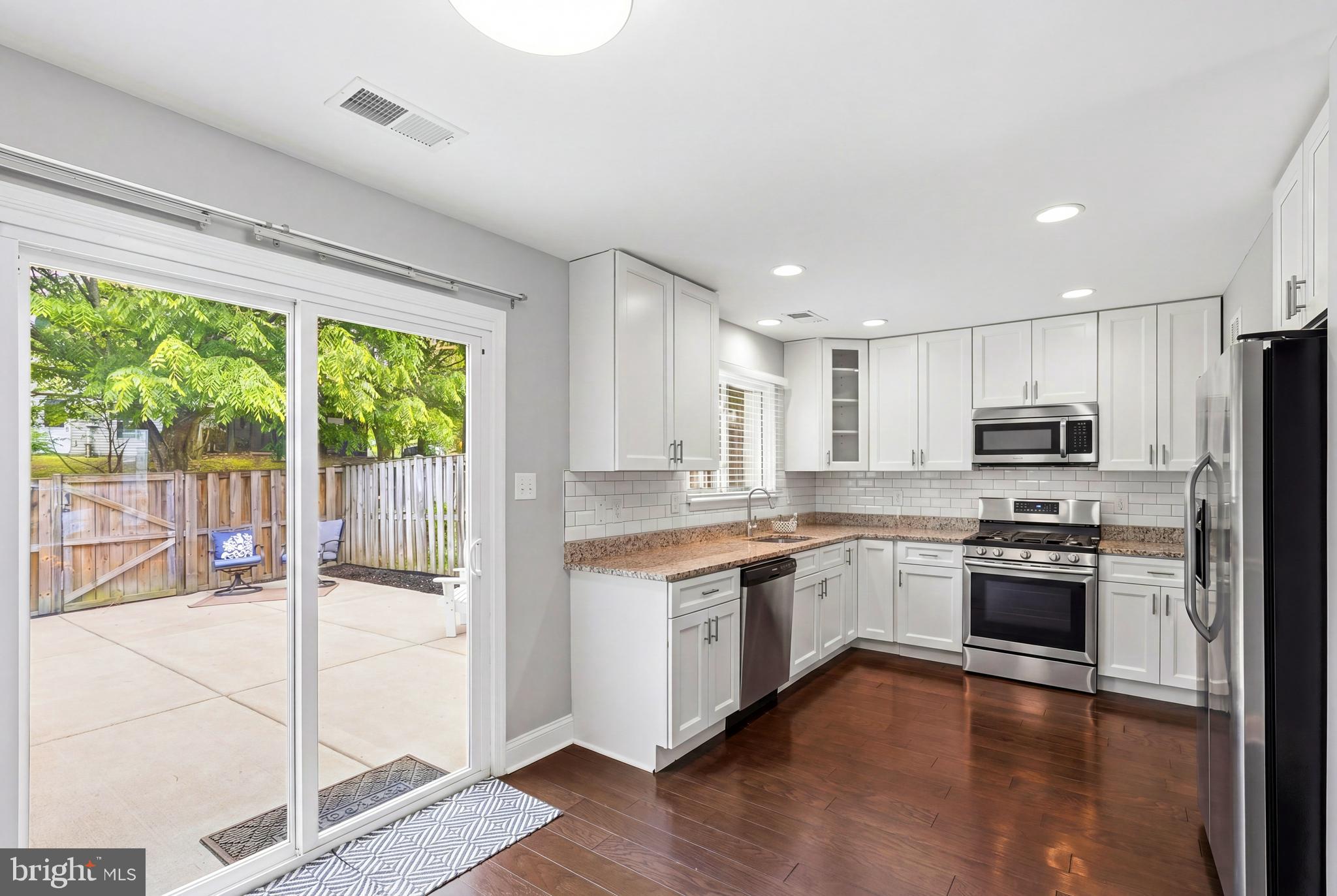14823 BOLTON ROAD