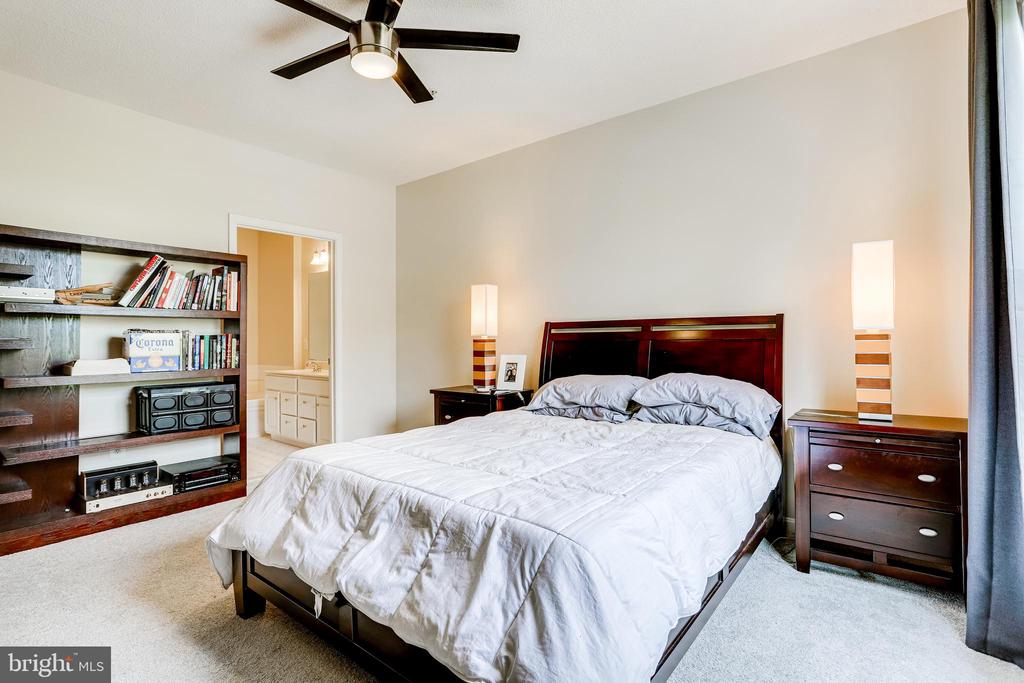 12190 ABINGTON HALL PLACE 203