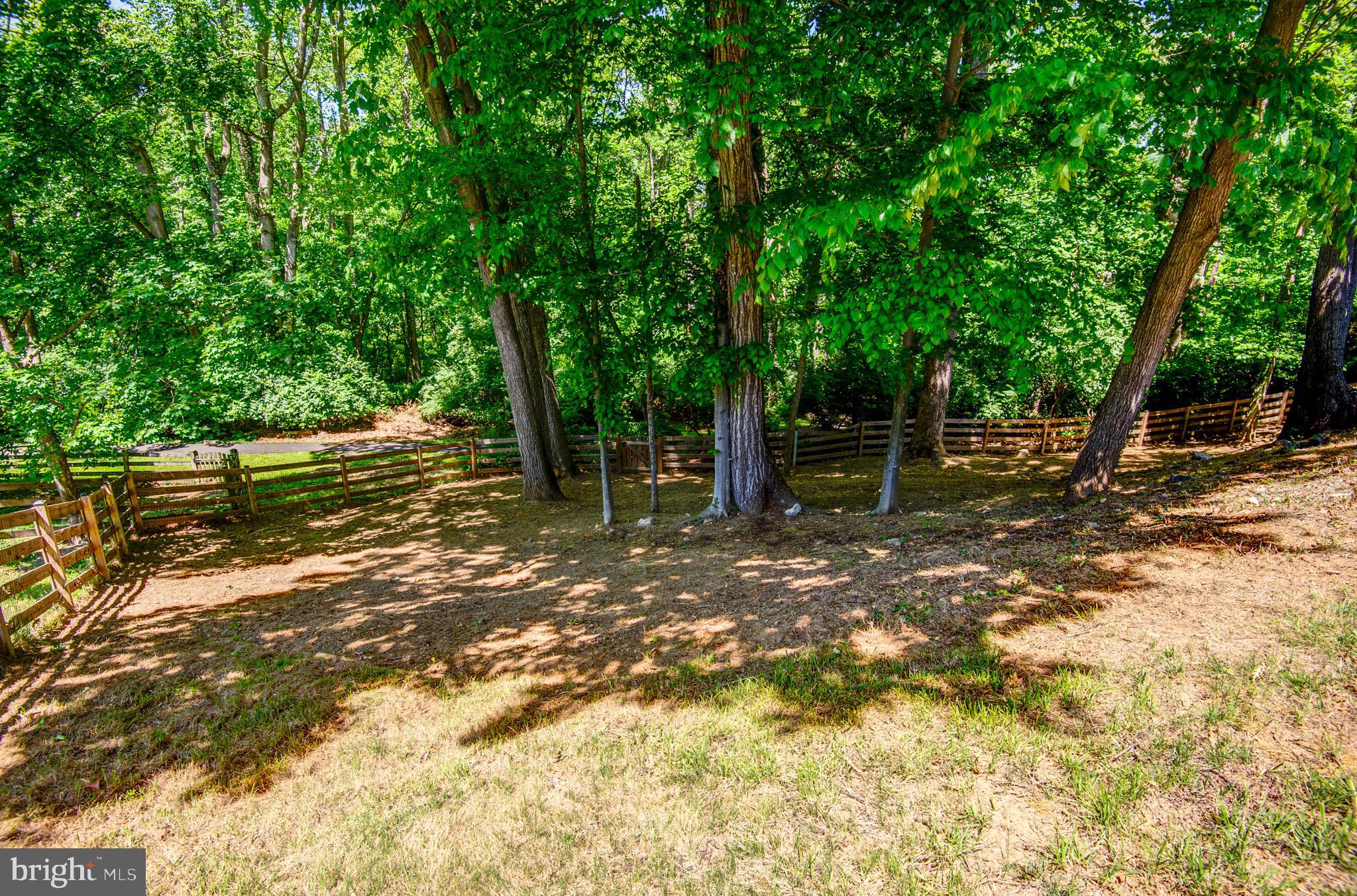 2692 GLENCROFT ROAD