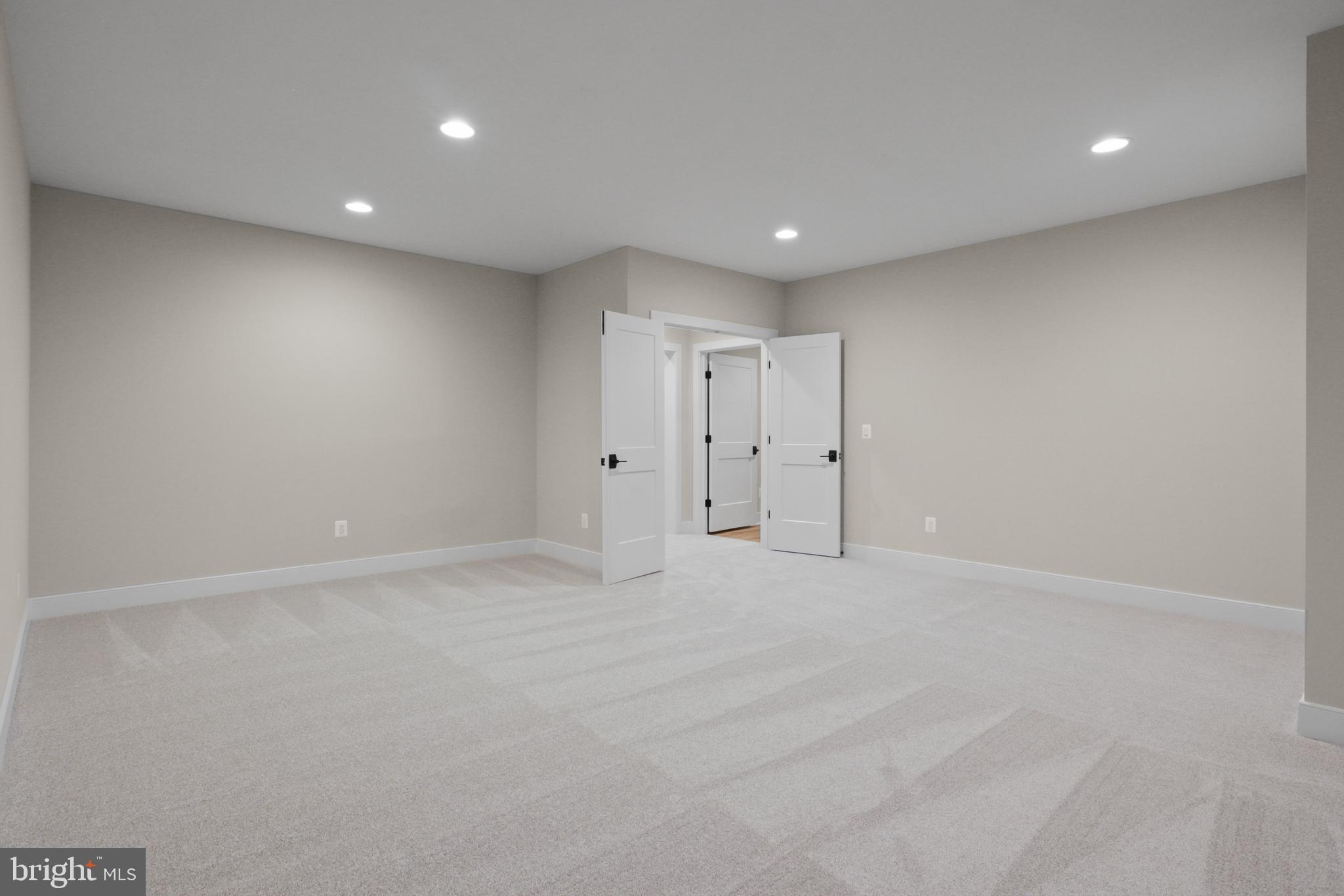 11433 VALLEY ROAD