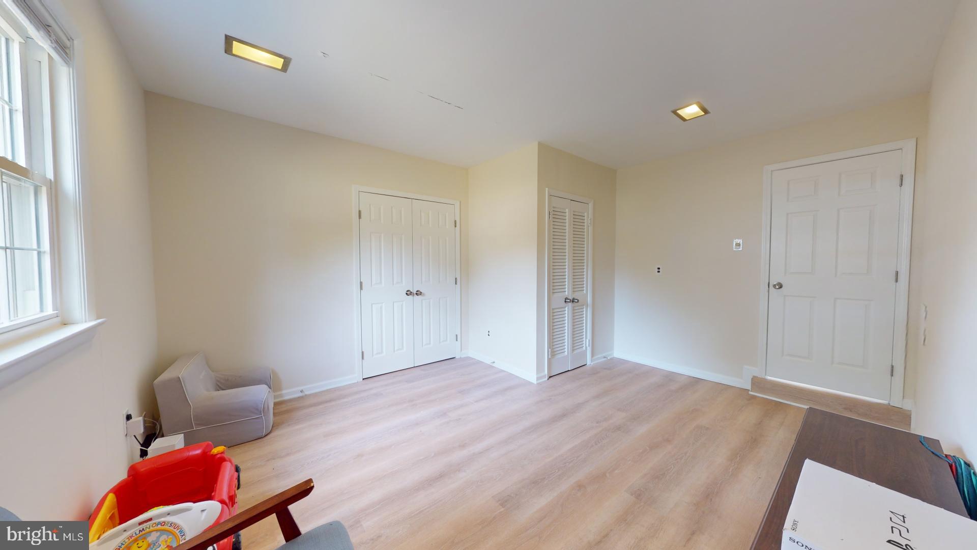 5810 HELMSDALE LANE
