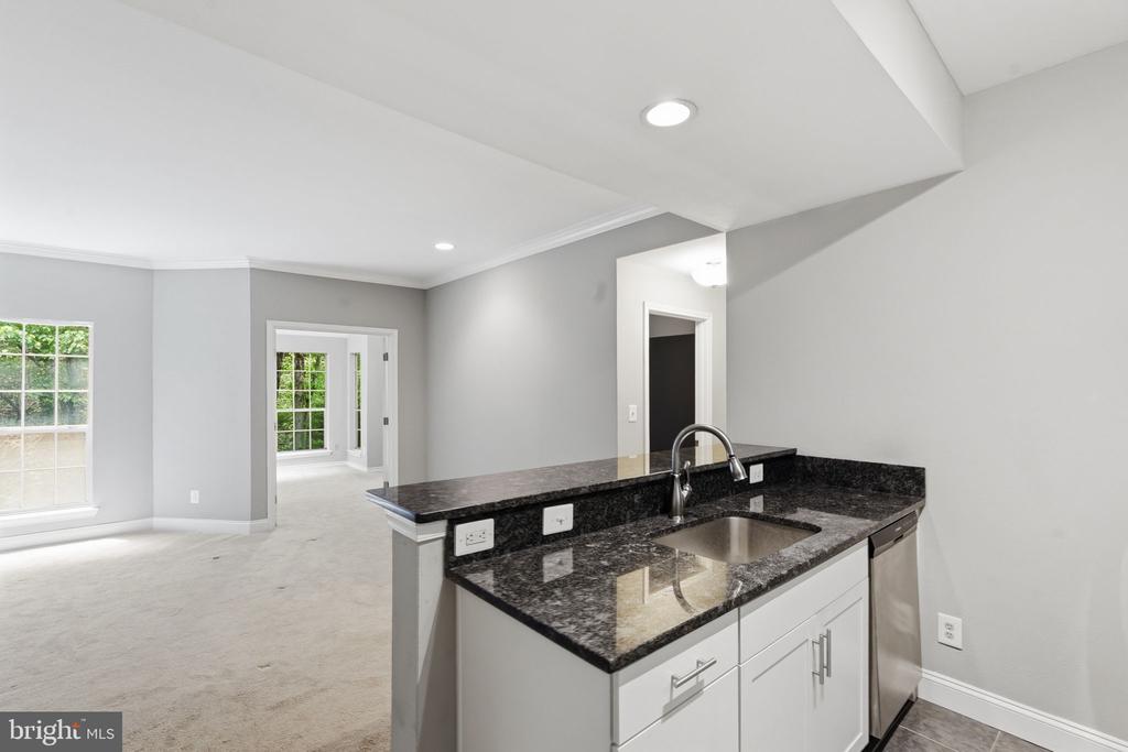 12155 PENDERVIEW TERRACE 823