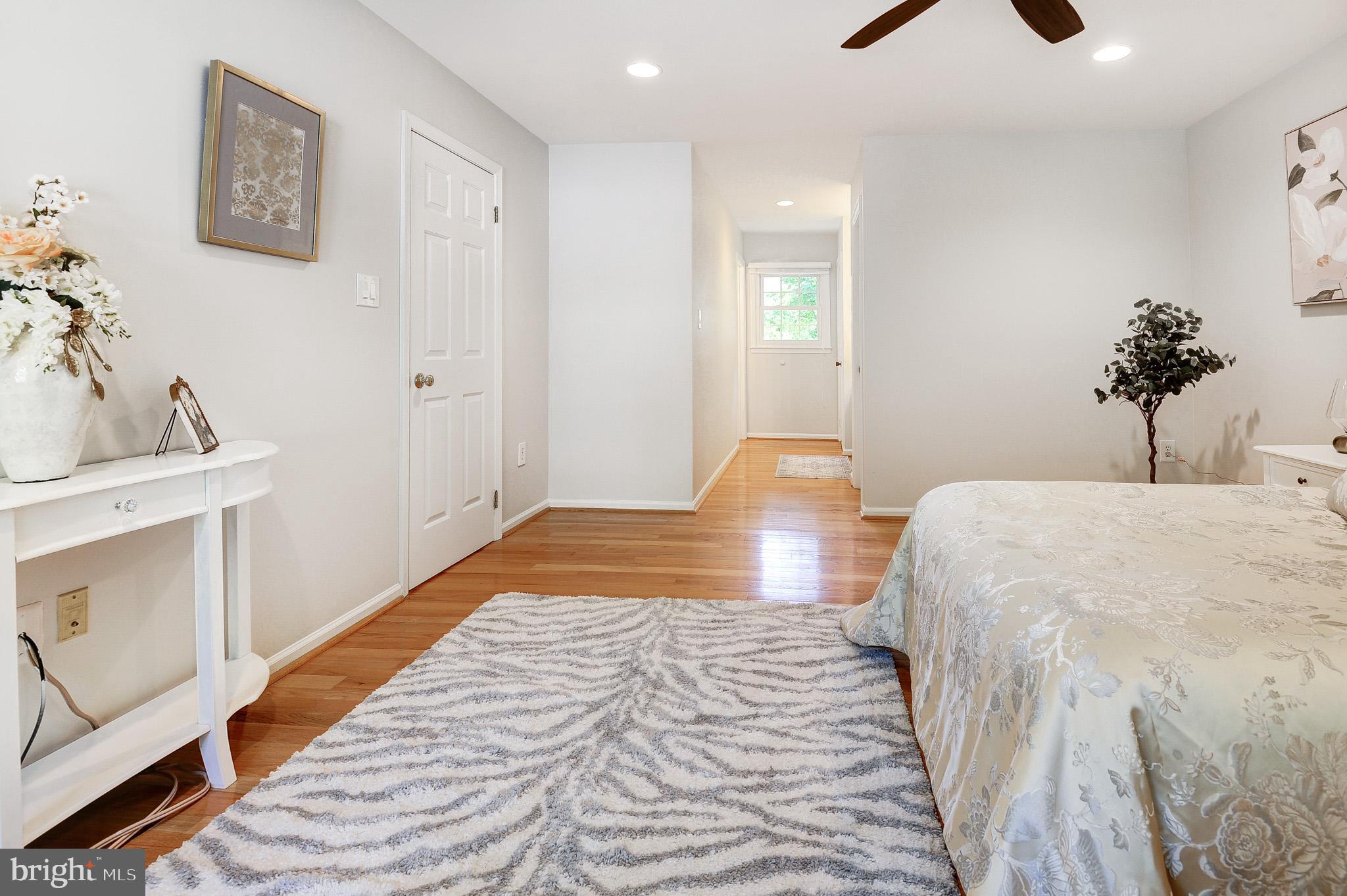 2603 OAKLEDGE COURT