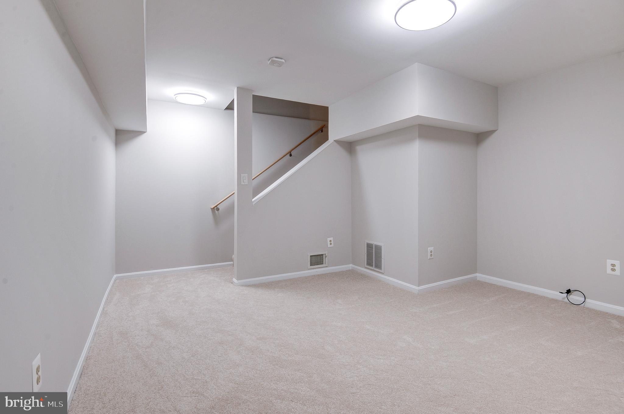 2603 OAKLEDGE COURT