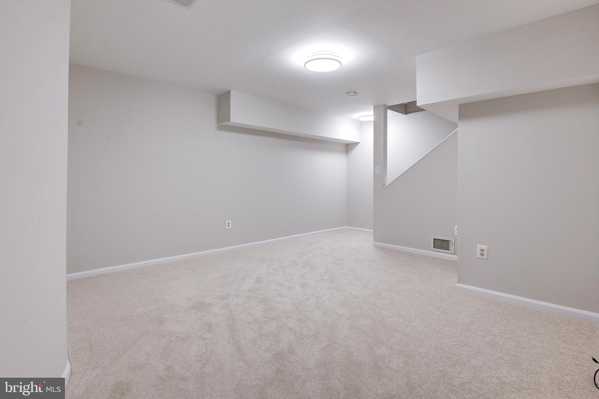 2603 OAKLEDGE COURT