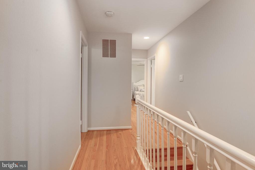 2603 OAKLEDGE COURT