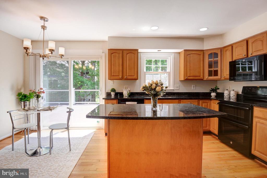 2603 OAKLEDGE COURT