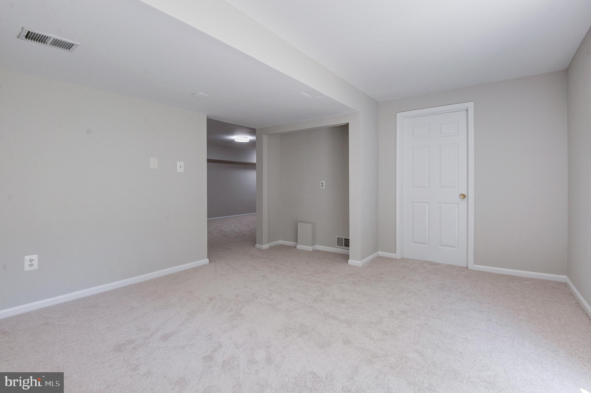 2603 OAKLEDGE COURT