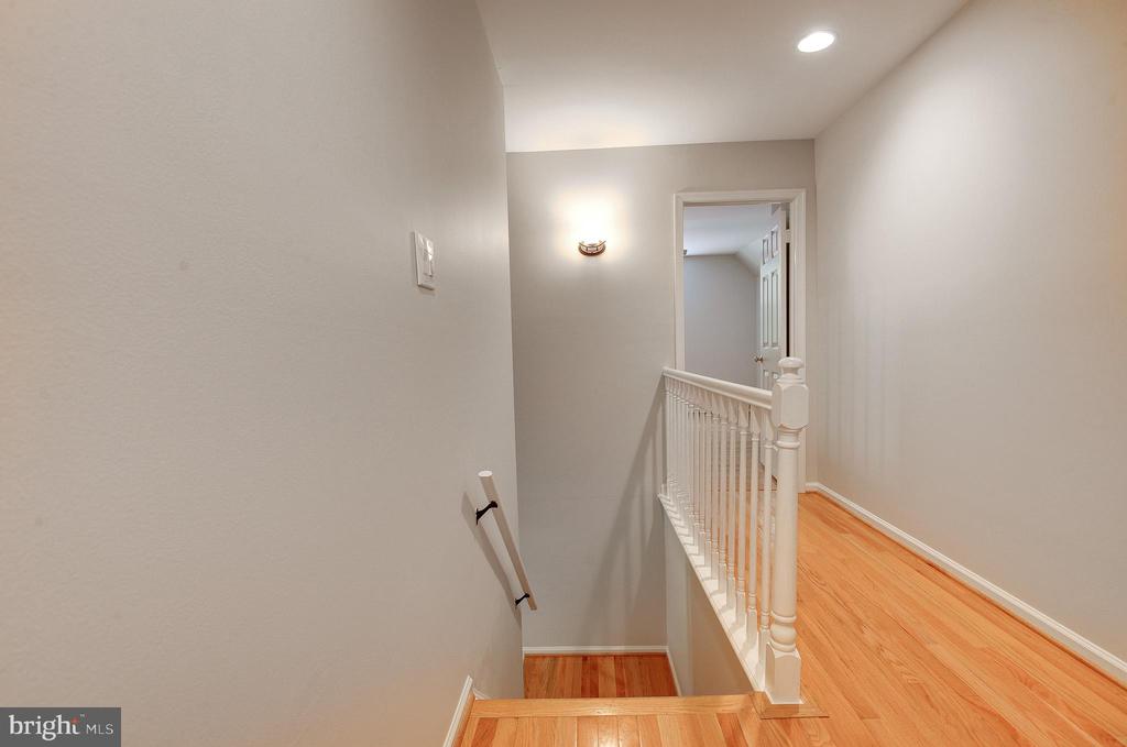 2603 OAKLEDGE COURT