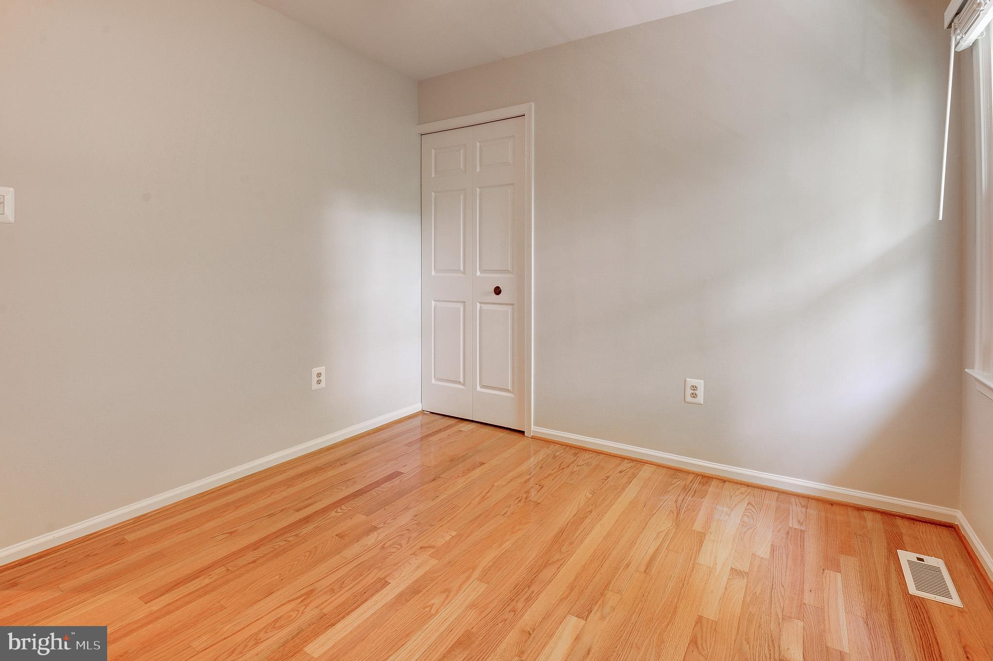 2603 OAKLEDGE COURT