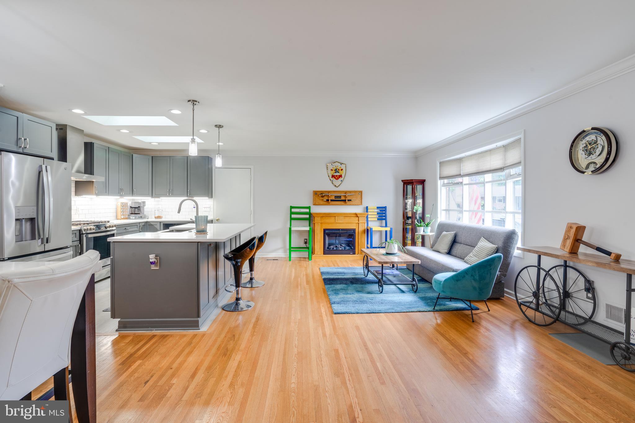 8513 FAIRBURN DRIVE
