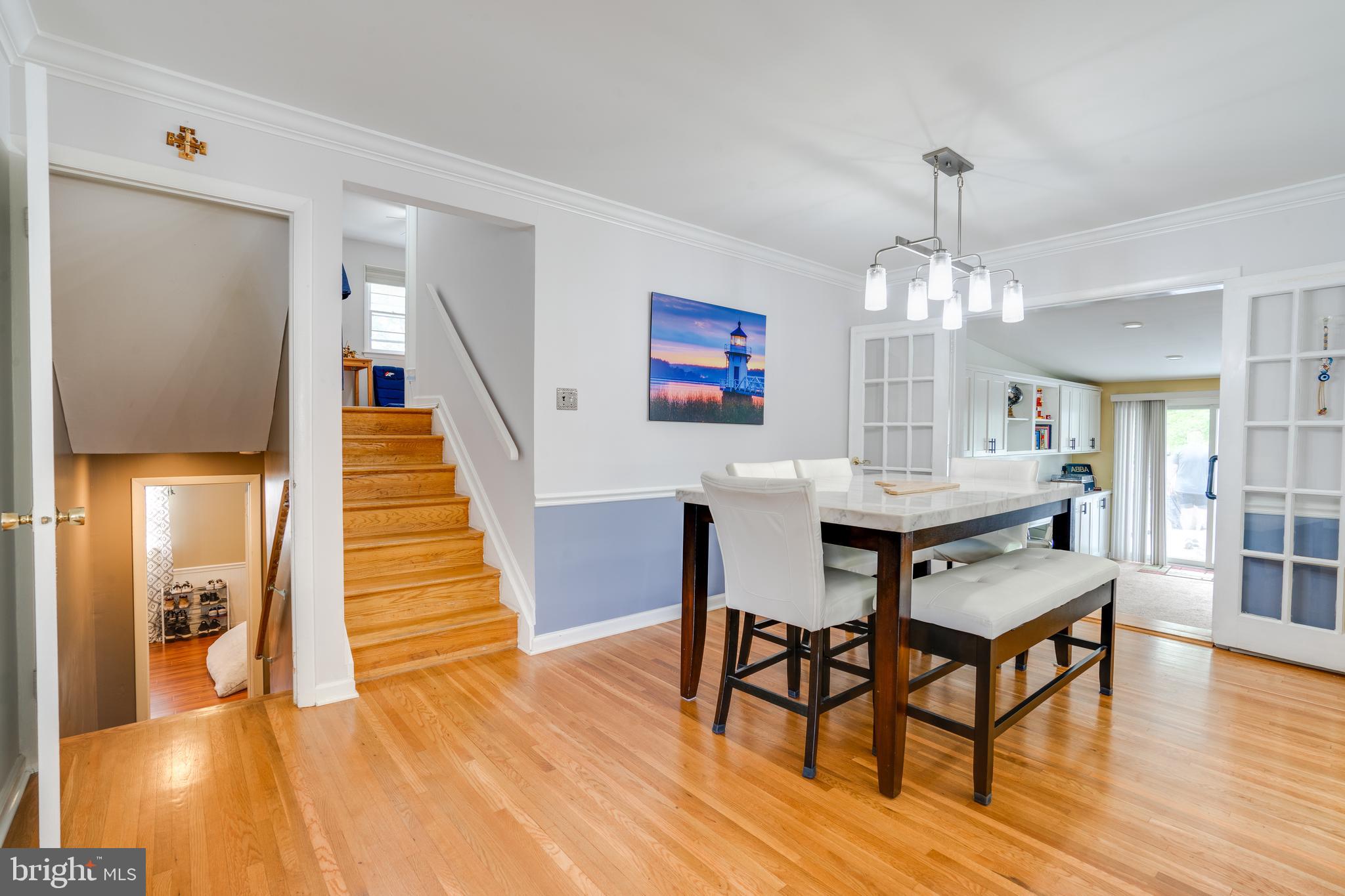 8513 FAIRBURN DRIVE