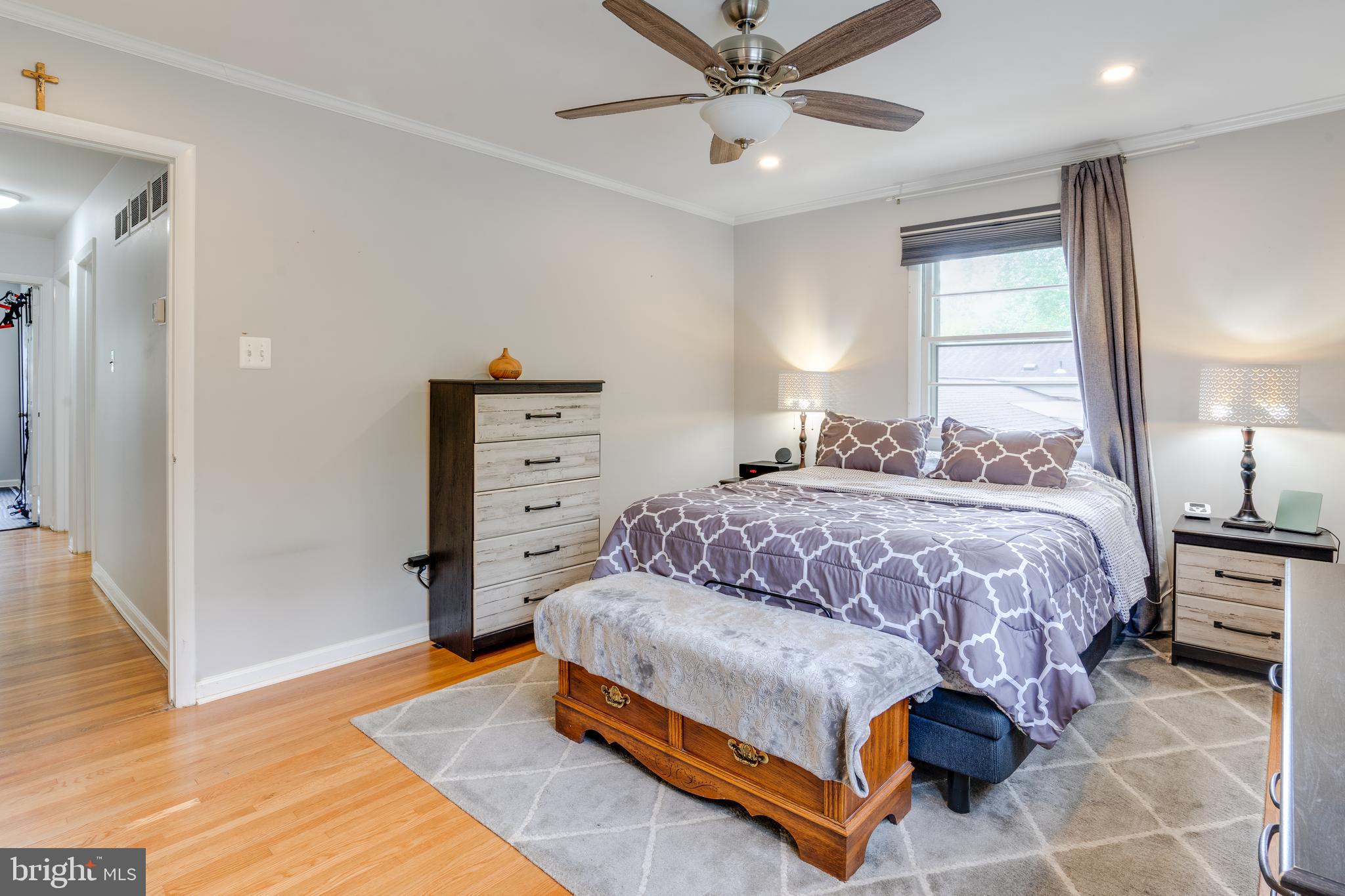 8513 FAIRBURN DRIVE