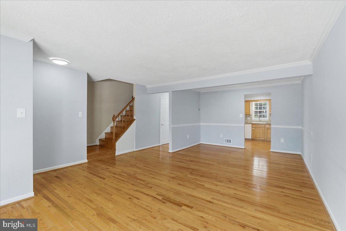 2988 VALERA COURT