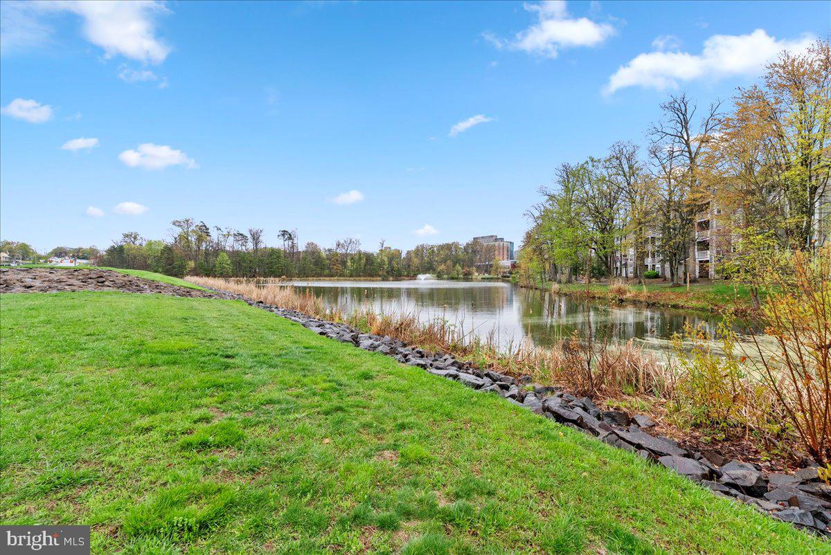 1708 LAKE SHORE CREST DRIVE 24