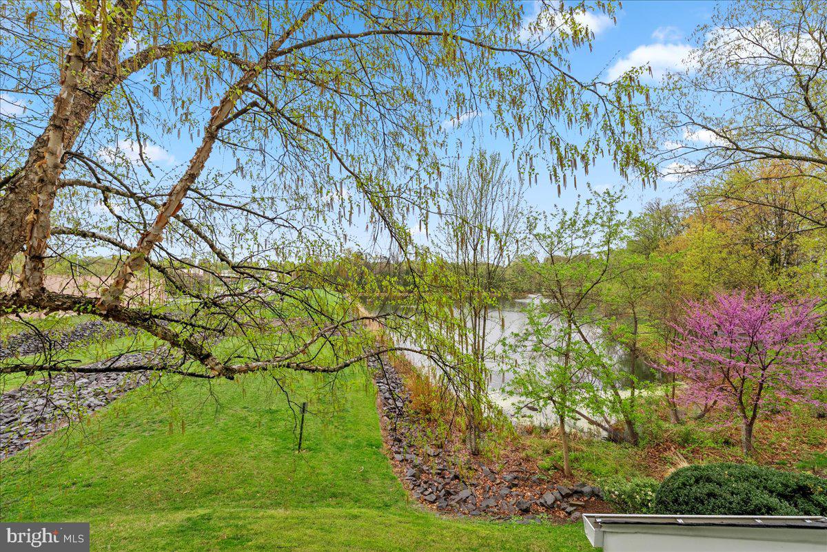 1708 LAKE SHORE CREST DRIVE 24